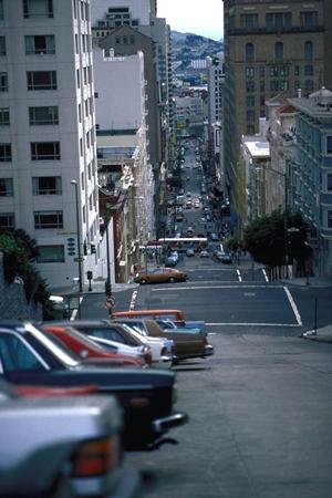 低価格で販売する稲沢市の中古車の会社